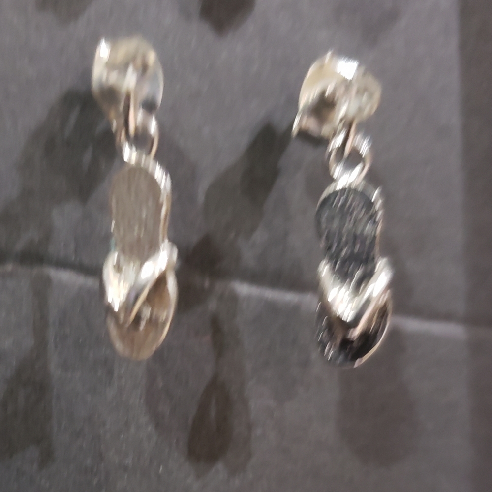 Earings - Picture 6 of 6